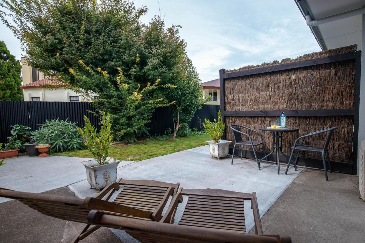 Clive Studios-Formally Clive Motel Exterior foto